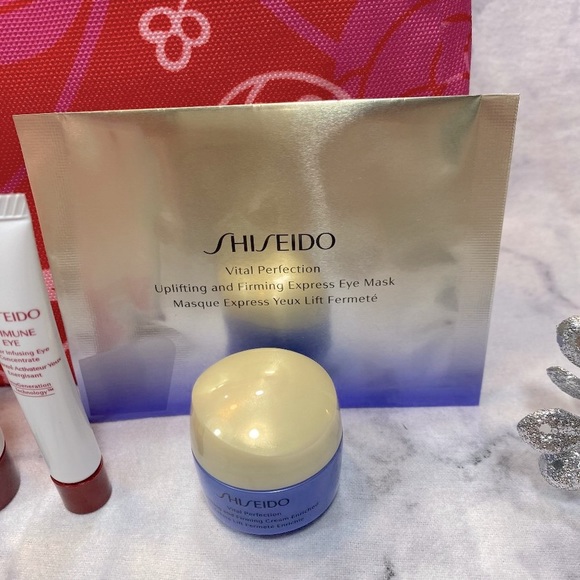 Shiseido Red Floral Bag Beauty Gift Set - 6pc, Cleansing, Serum, Firming, Eye - Picture 4 of 15